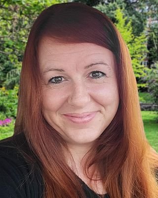 Amanda E Meadows profile image